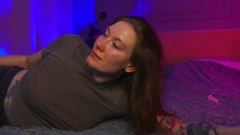 Snapshot of liv_fay chatting on September 26, 2025, 3:38 pm Liv 3 online show from September 26, 2025, 3:38 pm