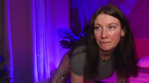 Snapshot of liv_fay chatting on November 21, 2025, 3:00 pm Liv 3 online show from November 21, 2025, 3:00 pm