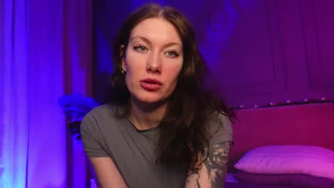 Snapshot of liv_fay chatting on December 19, 2025, 2:35 pm Liv 3 online show from December 19, 2025, 2:35 pm