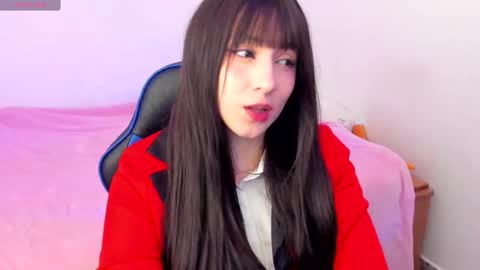 Snapshot of livemakio chatting on November 7, 2025, 5:18 am Liz online show from November 7, 2025, 5:18 am