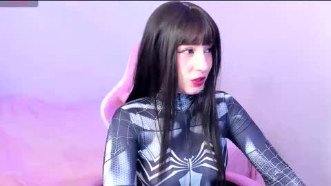 Snapshot of livemakio chatting on January 7, 2026, 6:05 am Liz online show from January 7, 2026, 6:05 am