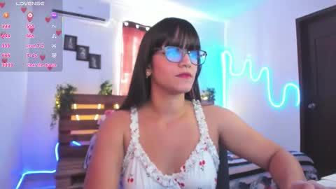 Livfabi  online show from November 5, 2025, 5:02 pm