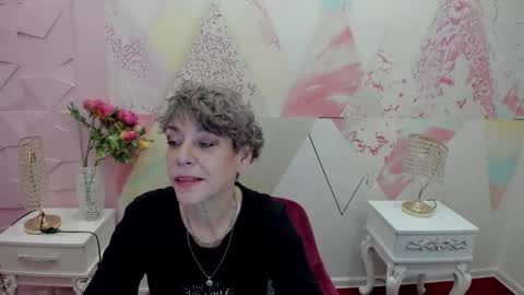 Snapshot of livslife chatting on December 18, 2025, 11:16 am livslife online show from December 18, 2025, 11:16 am