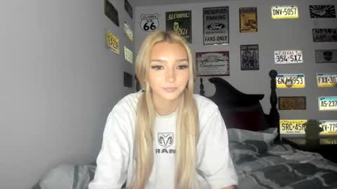 Snapshot of livvywinters chatting on February 8, 2026, 6:39 am Livvy online show from February 8, 2026, 6:39 am