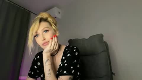 Snapshot of liya_ray chatting on September 28, 2025, 4:34 pm Liya Ray online show from September 28, 2025, 4:34 pm