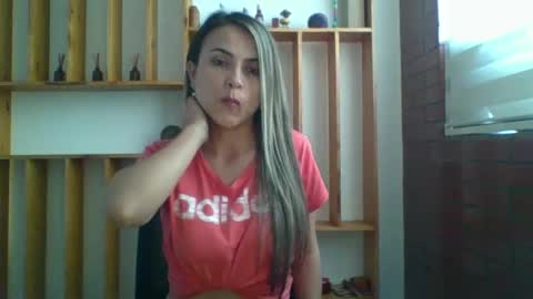 Snapshot of liz_28 chatting on October 14, 2025, 8:20 pm liz_28 online show from October 14, 2025, 8:20 pm