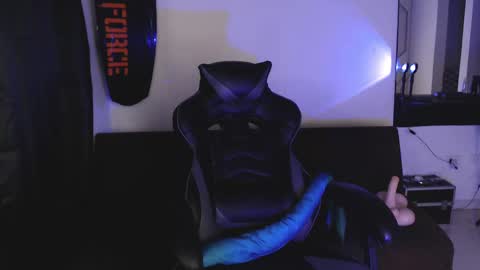 Elizabeth online show from October 20, 2025, 4:51 pm