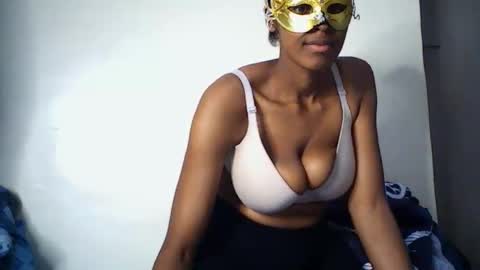 Snapshot of liz_lovie chatting on May 23, 2026, 6:34 pm liz_lovie online show from May 23, 2026, 6:34 pm
