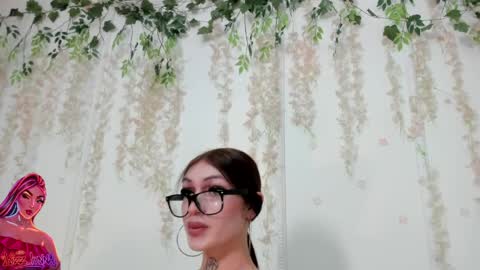 Liz Luna online show from May 30, 2026, 9:45 pm