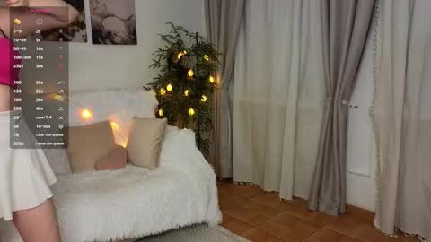 Snapshot of liza_mur chatting on November 27, 2025, 6:10 pm your love online show from November 27, 2025, 6:10 pm