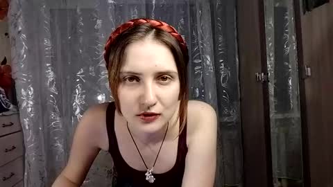 Snapshot of liza_wonder chatting on December 18, 2025, 12:00 pm Liza wonder online show from December 18, 2025, 12:00 pm
