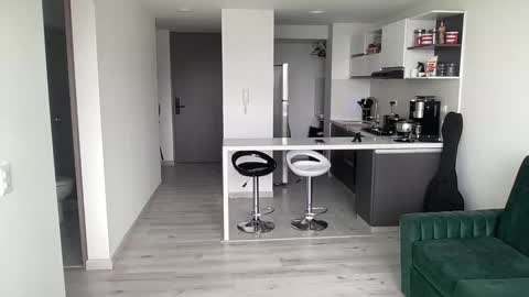 Lizeth online show from November 4, 2025, 2:38 pm