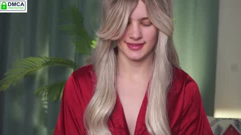 Sunnheart online show from January 11, 2025, 7:49 pm