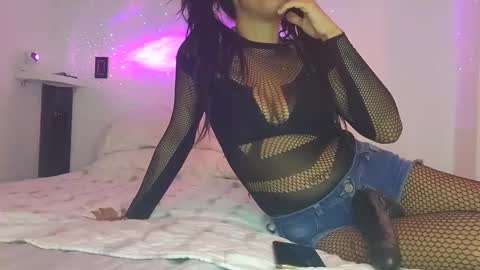 Snapshot of lizescobarxxx chatting on October 22, 2025, 7:19 am Mistress Liz Escobarxxx online show from October 22, 2025, 7:19 am