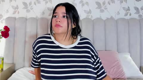 Snapshot of lizz_bunny chatting on February 3, 2026, 2:53 am LIZZ online show from February 3, 2026, 2:53 am