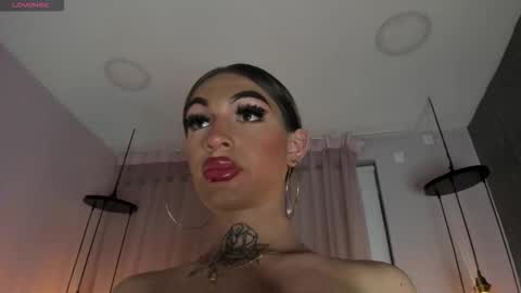 Snapshot of lizz_lunaaa chatting on January 15, 2026, 5:01 am Lizz lunaaa online show from January 15, 2026, 5:01 am