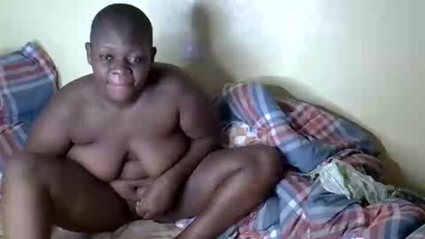 Snapshot of lizzahh chatting on September 13, 2025, 1:05 am lizzahh online show from September 13, 2025, 1:05 am