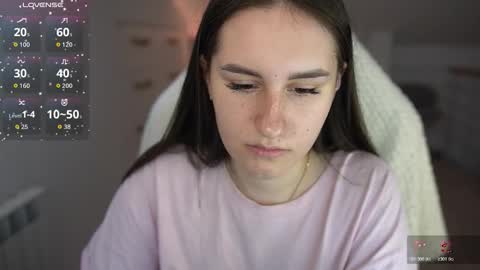 Snapshot of lizzi_fox chatting on December 4, 2025, 10:46 am Lizi-Fox online show from December 4, 2025, 10:46 am