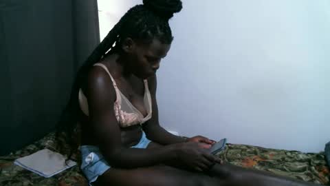 Snapshot of lizzy_25 chatting on May 9, 2026, 6:40 am Lizzy online show from May 9, 2026, 6:40 am