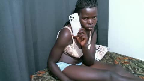 Snapshot of lizzy_25 chatting on May 9, 2026, 7:19 pm Lizzy online show from May 9, 2026, 7:19 pm