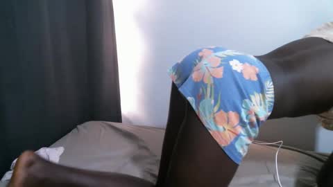 Snapshot of lizzy_25 chatting on May 16, 2026, 5:48 am Lizzy online show from May 16, 2026, 5:48 am
