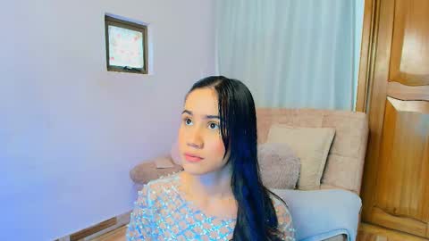 lizzy_kane online show from February 15, 2026, 8:05 pm