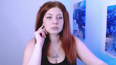 Lizzy3 online show from October 12, 2025, 6:29 pm