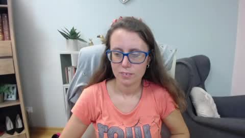 Lizzy online show from July 9, 2026, 4:38 am