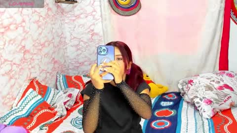 Snapshot of lizzy_sweet2 chatting on September 16, 2025, 3:24 pm lizzy_sweet2 online show from September 16, 2025, 3:24 pm
