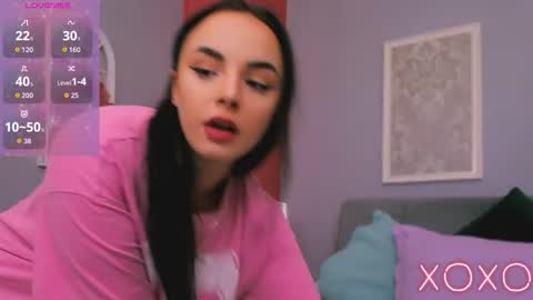 Lizzy online show from March 23, 2026, 6:01 pm