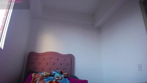 lizzysnow online show from October 13, 2025, 10:32 pm