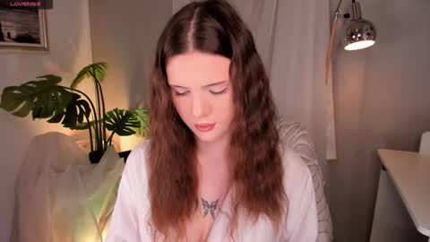 Arina online show from December 19, 2025, 7:26 am