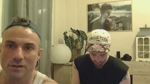 Zzzmax online show from January 9, 2026, 10:00 pm