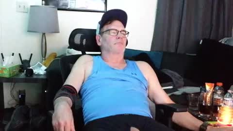 LongDick Daddy online show from October 18, 2025, 1:41 am