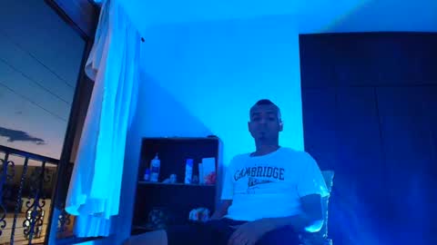 edwin online show from January 14, 2025, 11:37 pm