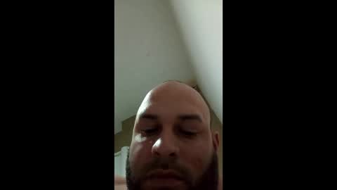 loco13mes184554 online show from May 27, 2026, 9:56 pm