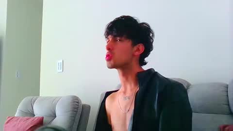 Snapshot of logaan_grey chatting on January 5, 2025, 4:06 pm logaan_grey online show from January 5, 2025, 4:06 pm