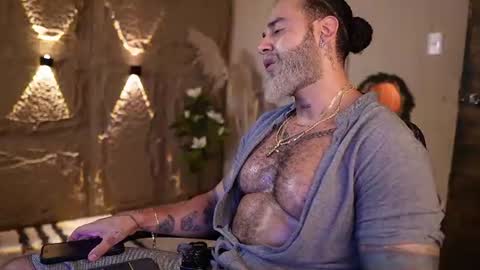 logan_cardenas1 online show from June 13, 2026, 12:08 am