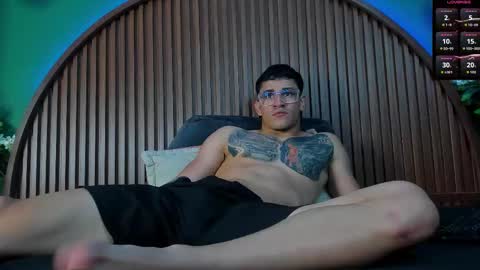 Snapshot of logan_griffin chatting on November 7, 2025, 3:50 am logan_griffin online show from November 7, 2025, 3:50 am