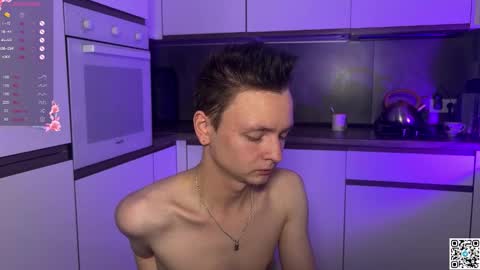 Snapshot of logan_mett chatting on October 18, 2025, 2:25 am Logan online show from October 18, 2025, 2:25 am