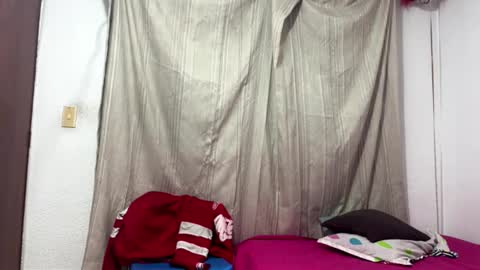 Snapshot of logan_x3 chatting on February 26, 2026, 3:49 am Logan online show from February 26, 2026, 3:49 am