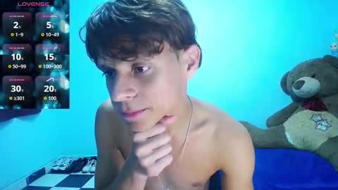 Snapshot of loganevans8 chatting on March 25, 2026, 12:05 am Logan online show from March 25, 2026, 12:05 am