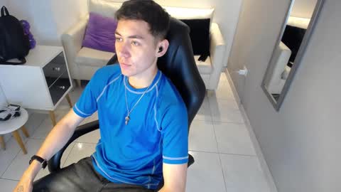 Loganfoster  online show from January 18, 2026, 8:45 pm