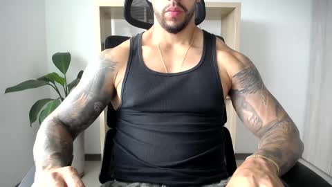 Snapshot of loganhod chatting on May 11, 2026, 7:55 pm Logan Wolfp online show from May 11, 2026, 7:55 pm