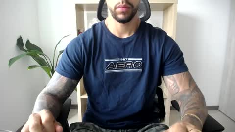 Snapshot of loganhod chatting on May 21, 2026, 1:40 pm Logan Wolfp online show from May 21, 2026, 1:40 pm