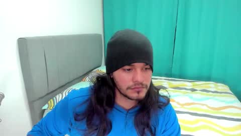 Snapshot of loganhot22 chatting on December 22, 2025, 7:27 am Logan online show from December 22, 2025, 7:27 am