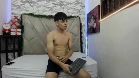 loganjhonson online show from November 14, 2025, 2:54 am