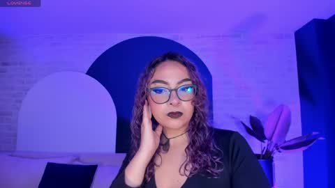 Loise online show from May 5, 2026, 3:36 am