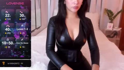 Mistress L online show from February 25, 2026, 4:27 pm