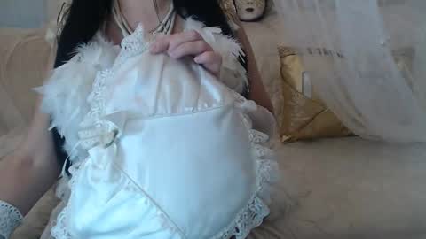 Lilu online show from January 11, 2026, 7:24 am